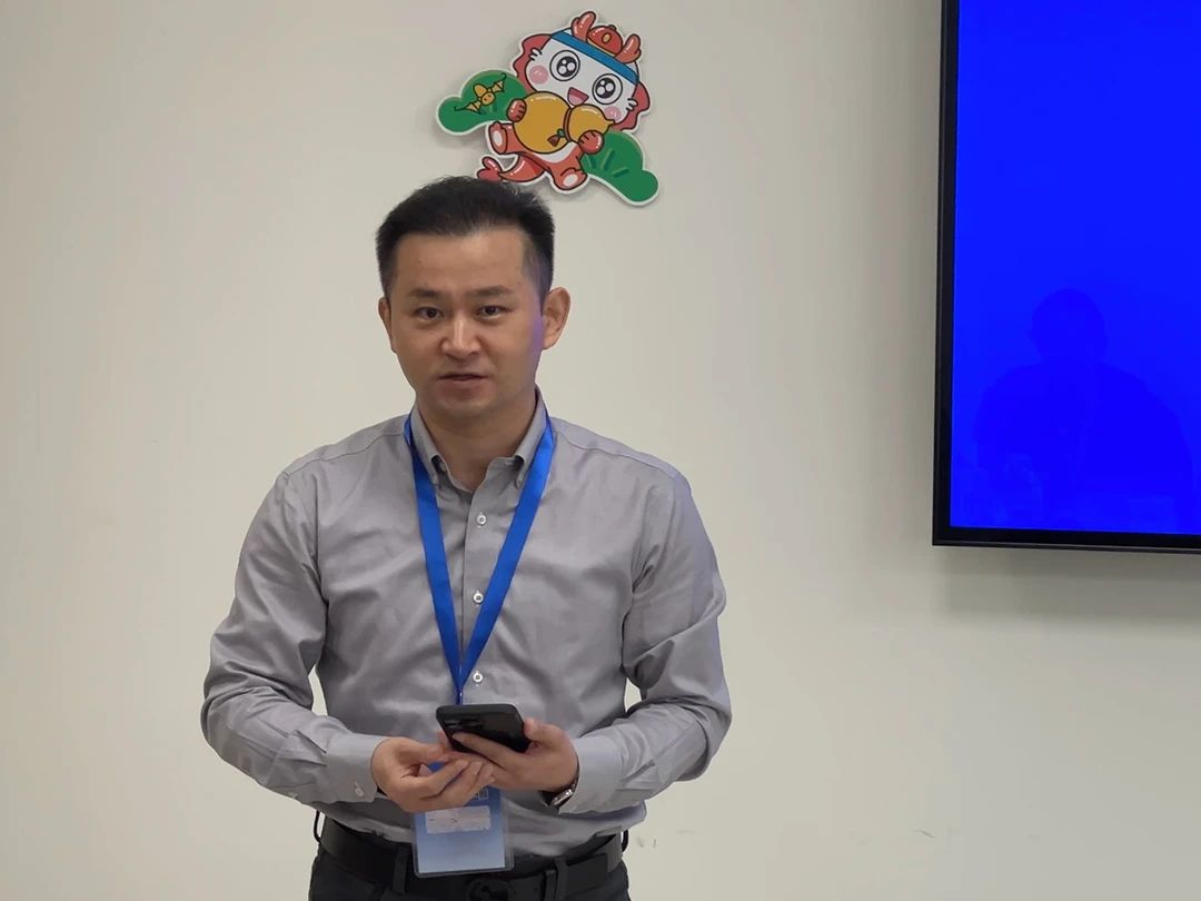 微信圖片_20240402093628.jpg 何青松.jpg